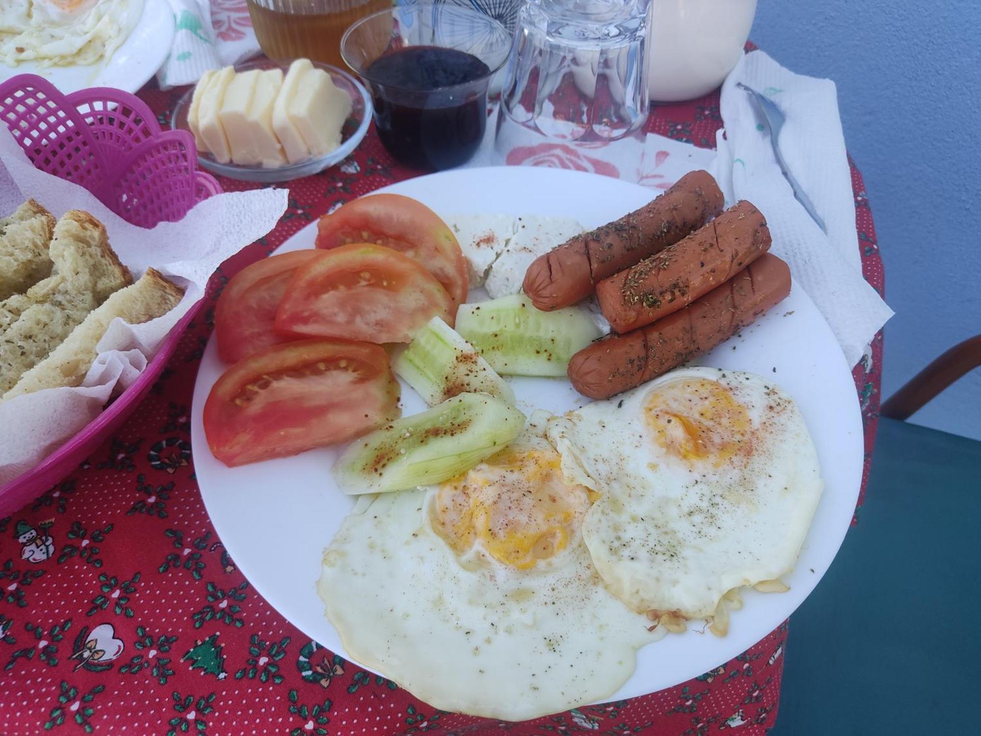 Dino Guest House Gjirokastër Екстериор снимка